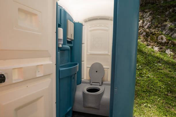 Best Portable toilet rental cost  in Clyde, NY